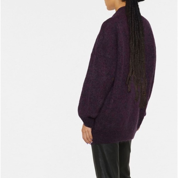 ALESSANDRA RICH
MOHAIR-BLEND LONG CARDIGAN WITH CRYSTALS size 40 - Picture 4 of 15